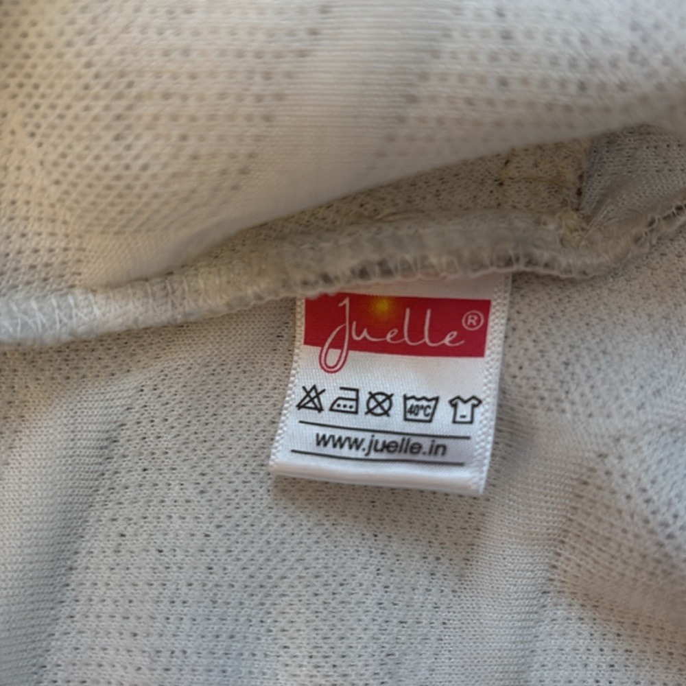 A Women’s Juelle Gray & White zippered Jacket New with 🏷️ - Picture 8 of 9
